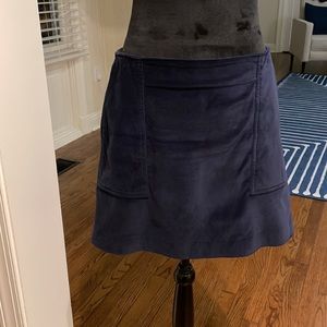 GAP size 6 navy blue velvet skirt